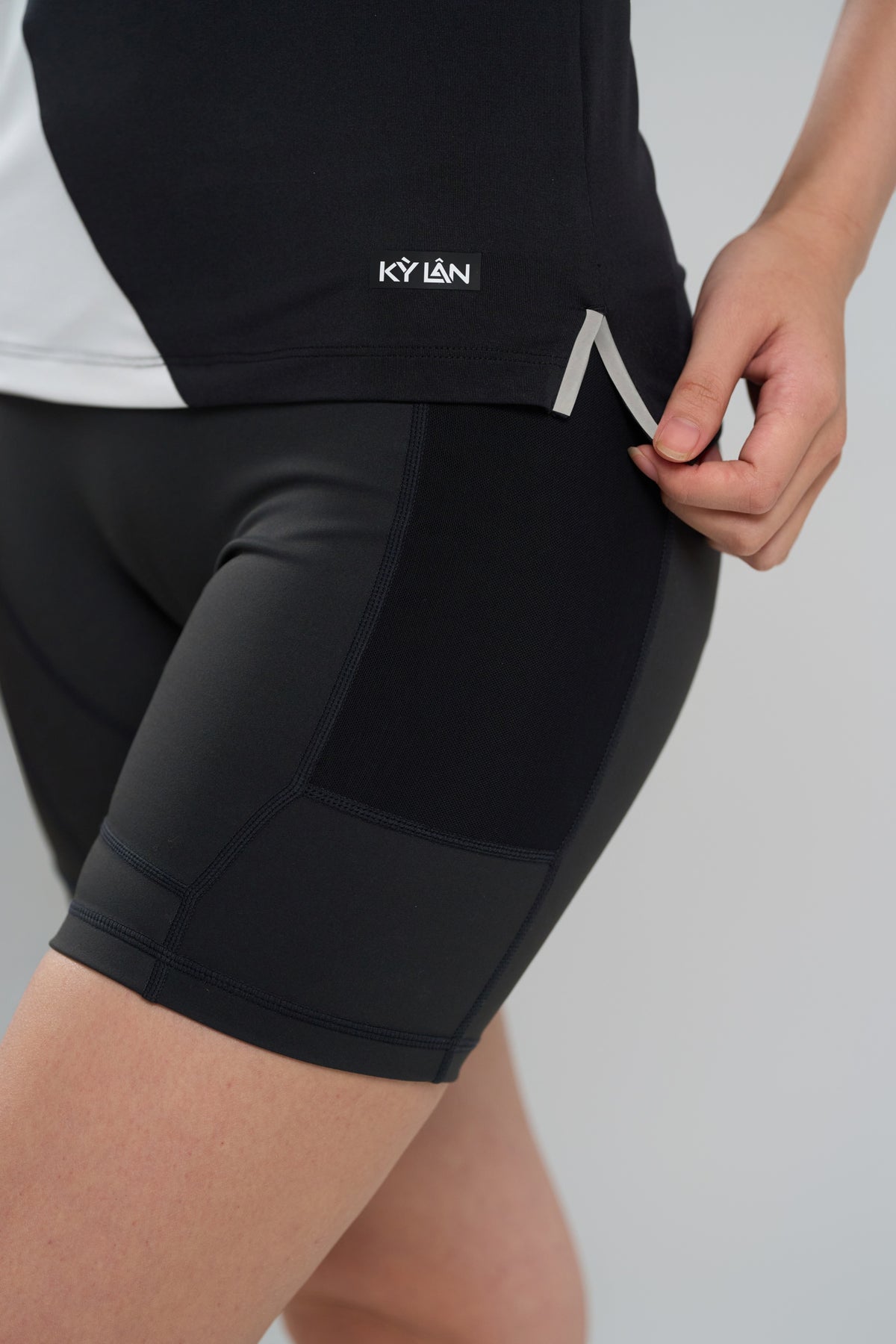 Kỳ Lân - Asian Activewear Dynasty Polo - Black Lotus