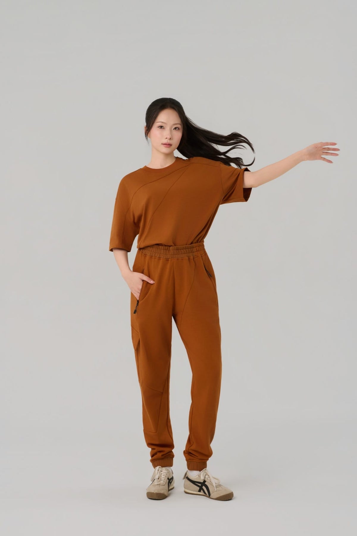 Kỳ Lân - Asian Activewear Athletic Joggers Echo Joggers - Amber