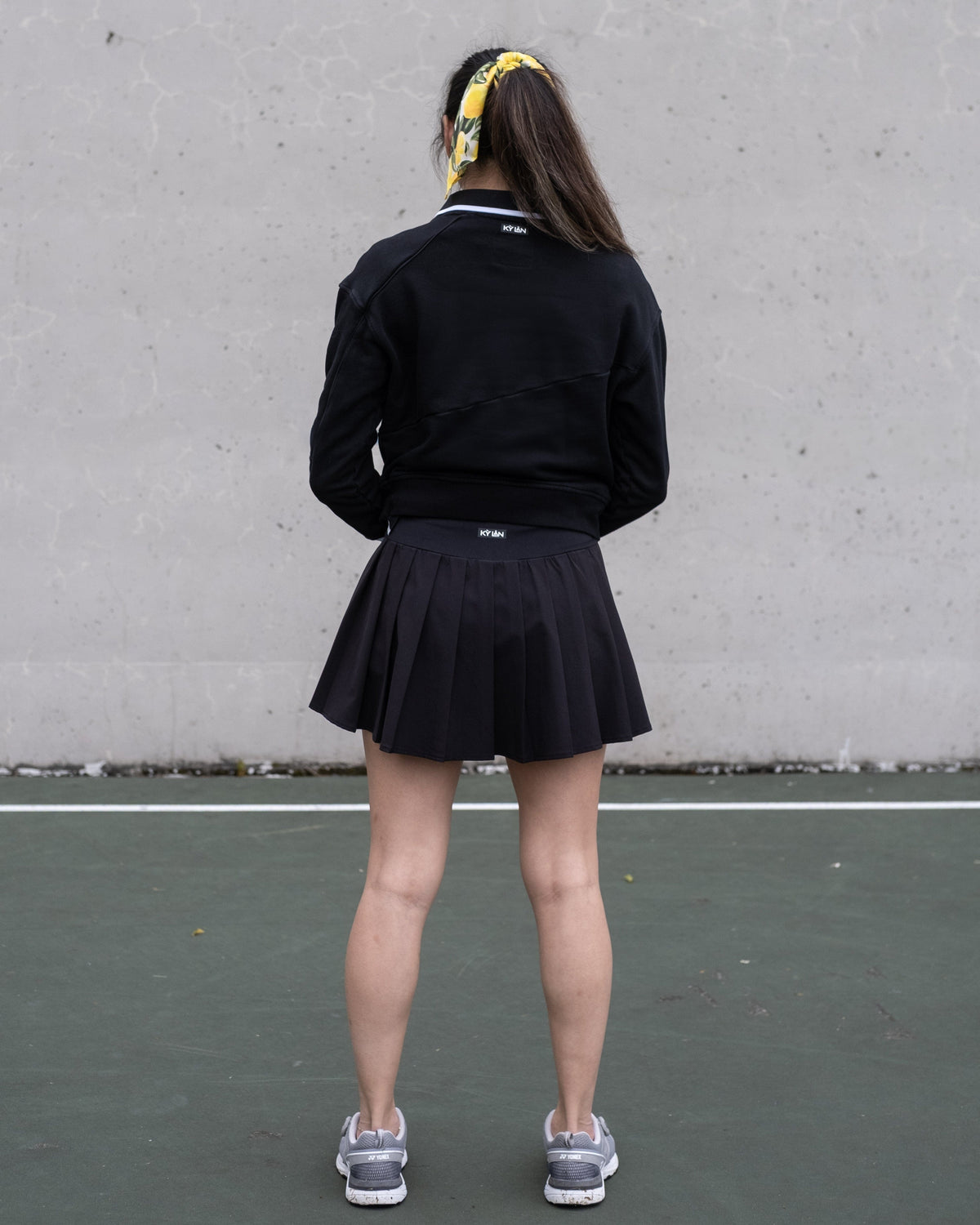 Kỳ Lân - Asian Activewear Sentinel Sweater - Blossom