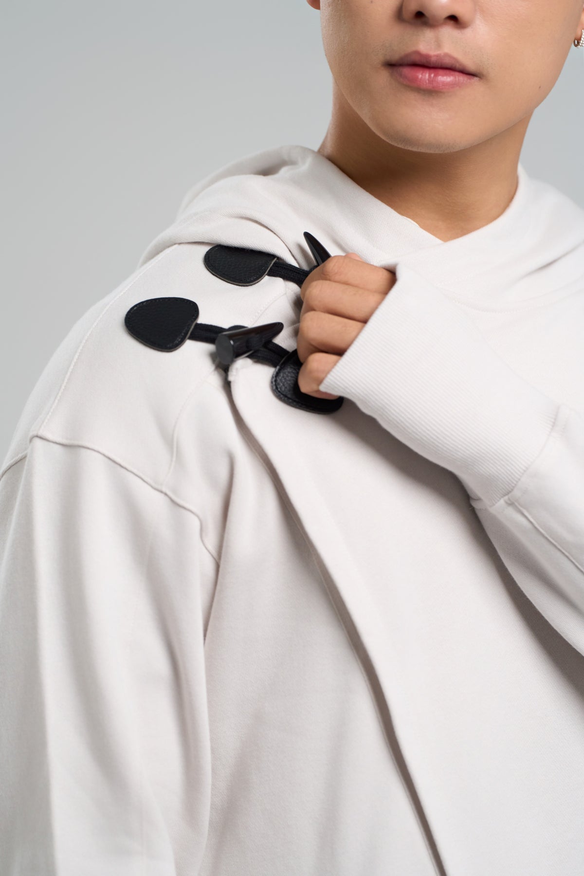 Kỳ Lân - Asian Activewear Sanctuary Hoodie - Chalk Men