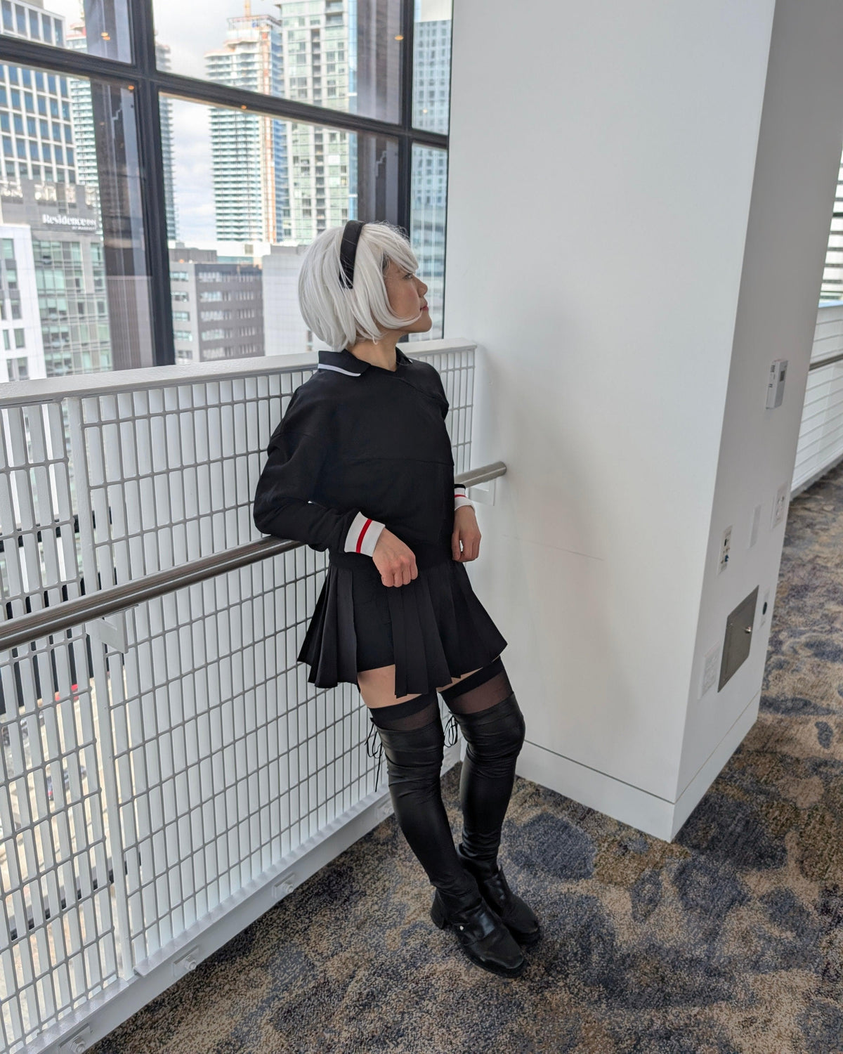 Kỳ Lân - Asian Activewear Sentinel Sweater - Blossom